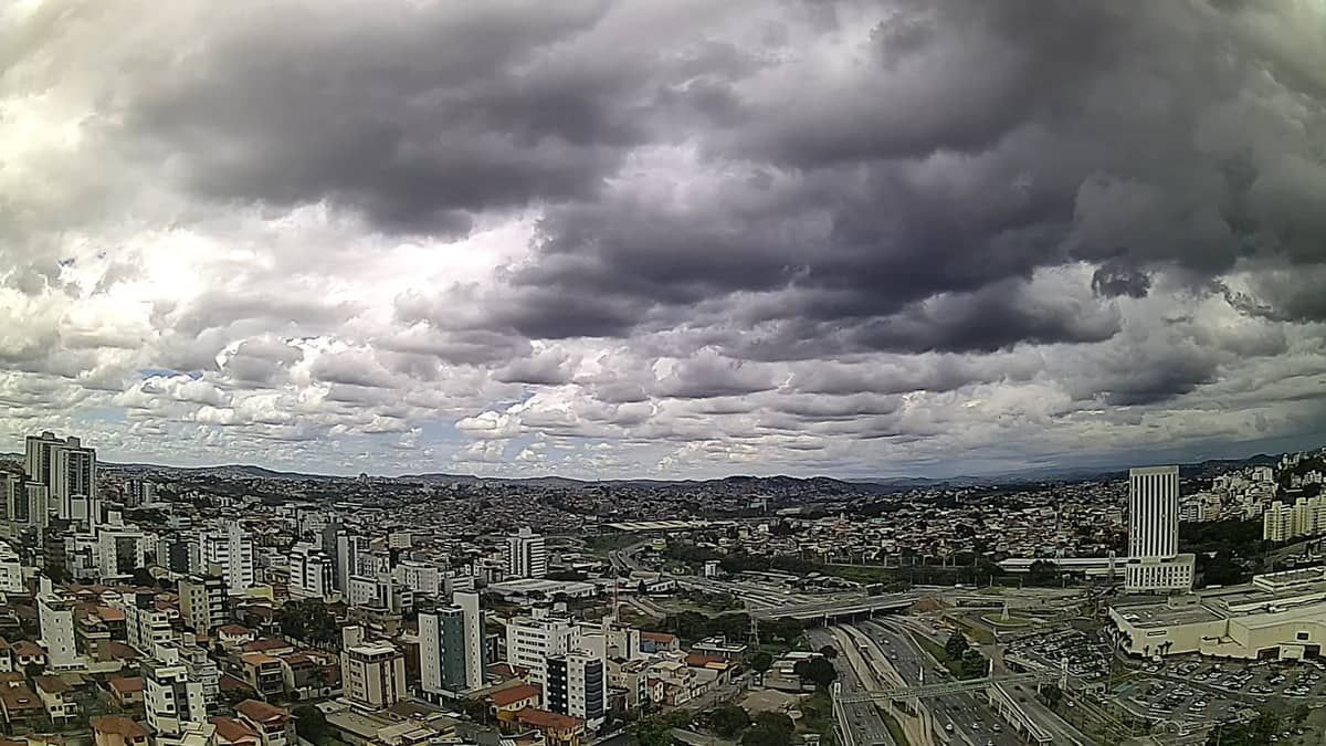 Belo Horizonte tem alerta de chuva e risco geológico para esta quarta (4)