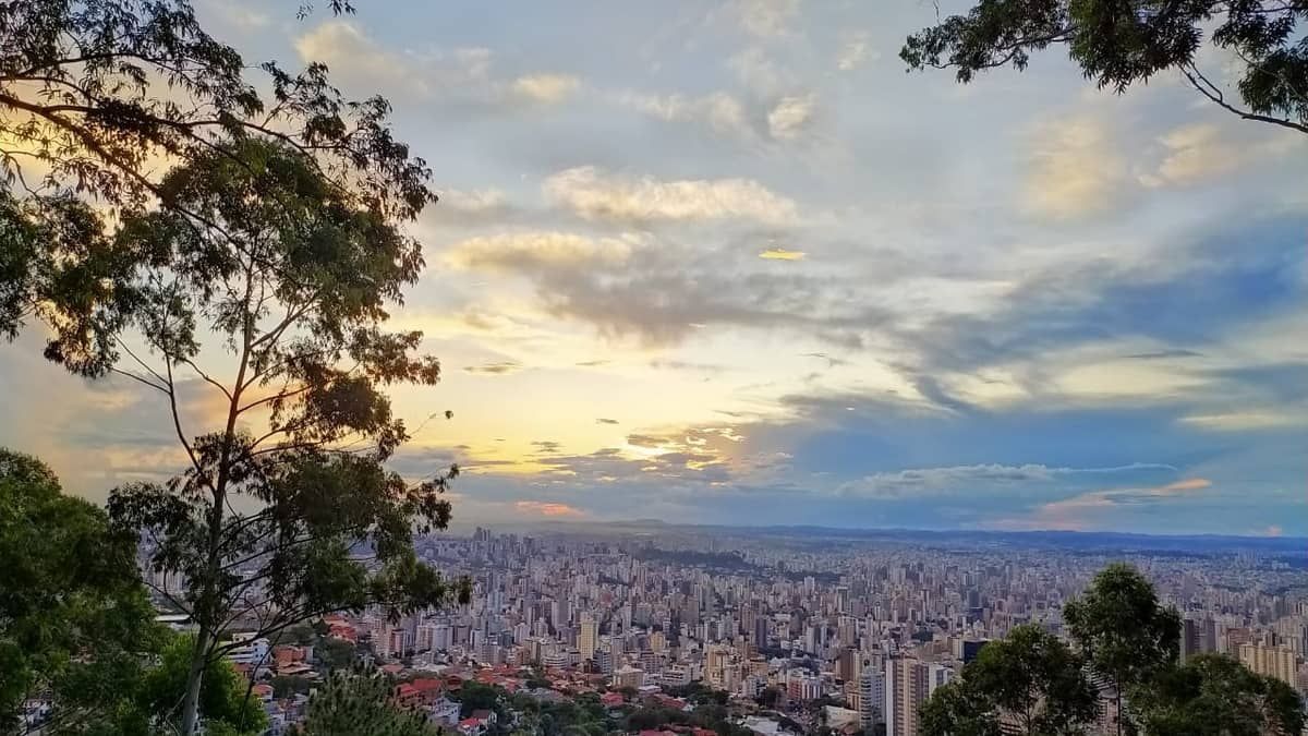 Belo Horizonte tem sensação térmica de -5°C e temperatura de 12°C 