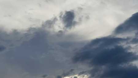 Belo Horizonte tem tempo nublado e pancadas de chuva neste domingo (15)
