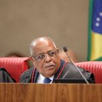 Relator de ação no TSE rechaça comparação de caso Bolsonaro com o da chapa Dilma-Temer