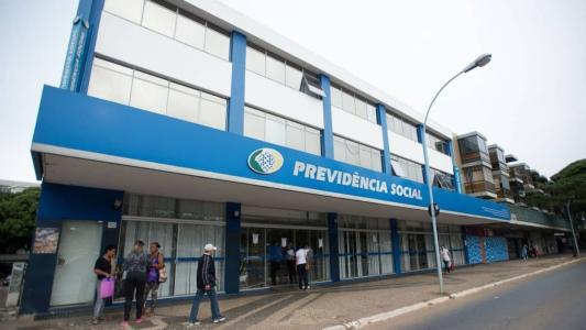 Benefício começa a ser pago na próxima quinta-feira (25)