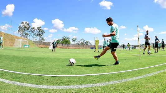 Benitez admite foco total na final do Campeonato Mineiro faltando quase duas semanas para primeira partida