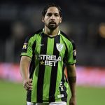 América confirma grave lesão do meia Benítez; veja detalhes