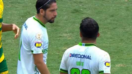 Benítez e Aloísio discutiram durante o jogo deste domingo