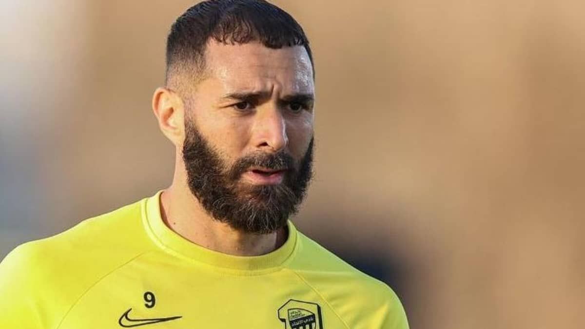 Time de Benzema quer dispensar português um mês após pagar R$162 milhões pela contratação
