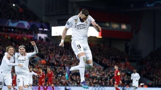 Benzema foi destaque na primeira partida contra o Liverpool