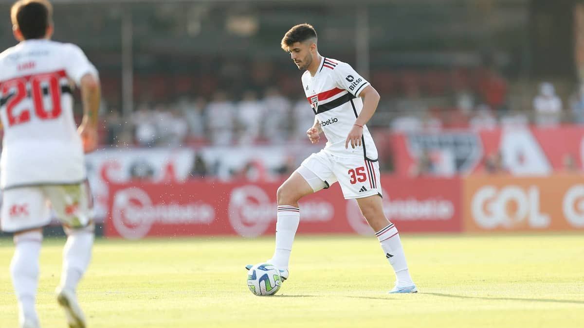 Beraldo tem lesão ligamentar em treino e fará tratamento no São Paulo