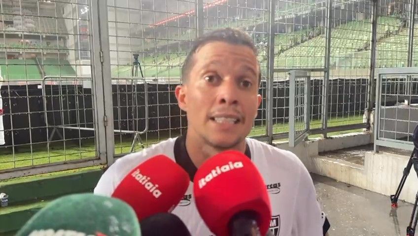 Tem favorito? Bernard projeta clássico entre Atlético e Cruzeiro