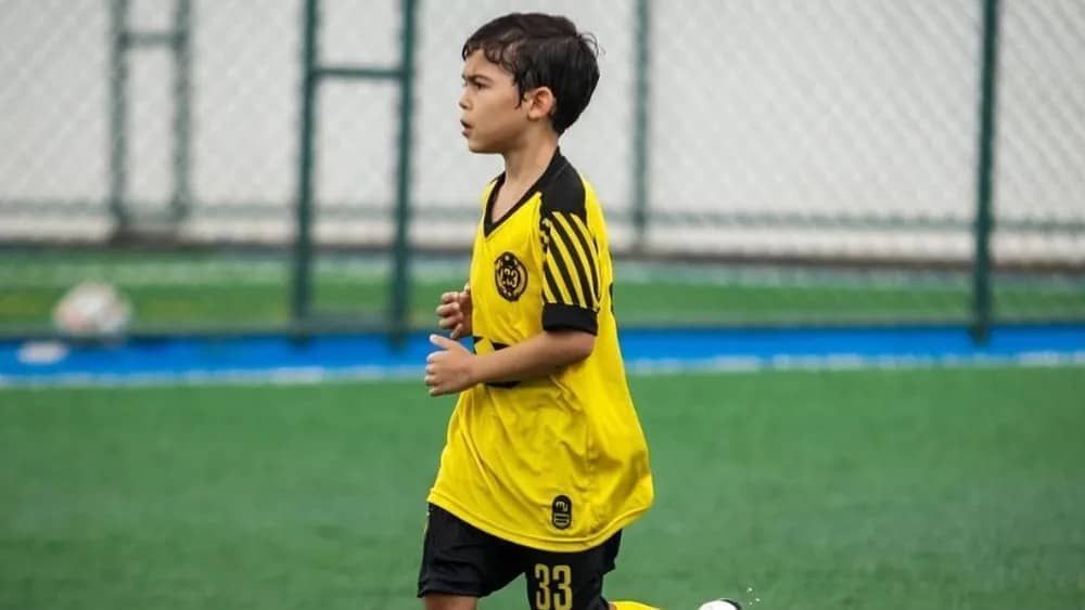 Habilidoso, filho de Osvaldo, do Vitória, viraliza nas redes sociais; assista