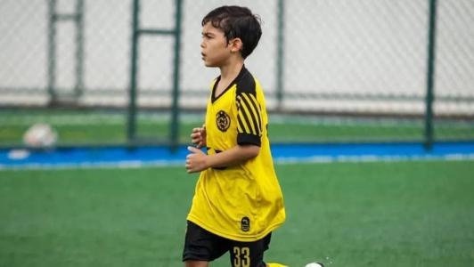 Bernardo, filho de Osvaldo, atacante do Vitória