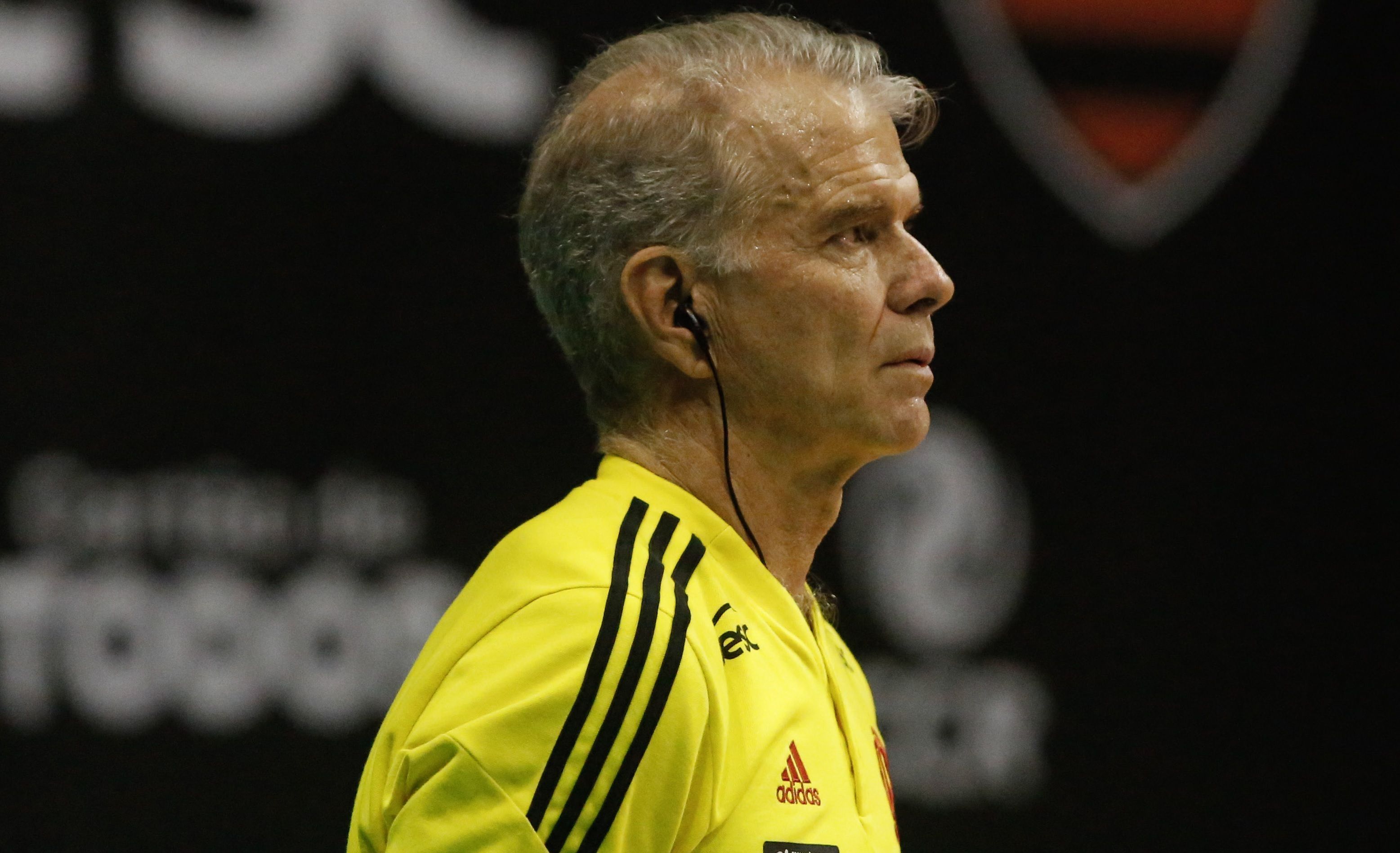 Bernardinho volta à Seleção Brasileira de Vôlei e abre o jogo sobre carreira