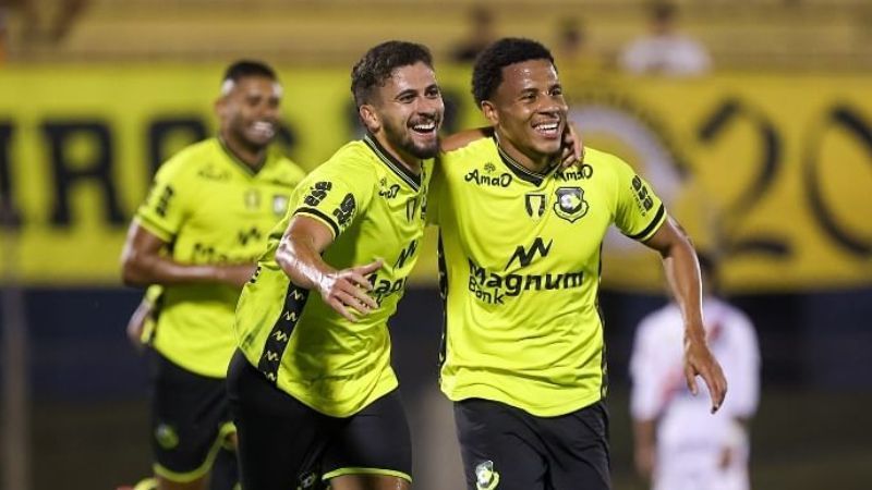 São Bernardo faz 5 no Ferroviário-CE e chega à vice-liderança da Série C