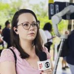 Repórter da Globo tem celular roubado ao vivo em jornal; assista
