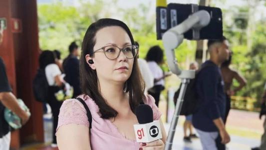 Beatriz Backes faz as transmissões ao vivo sem apoio de cinegrafista e da produção