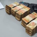 Casa de câmbio ilegal é alvo de operação da PF em Governador Valadares (MG)