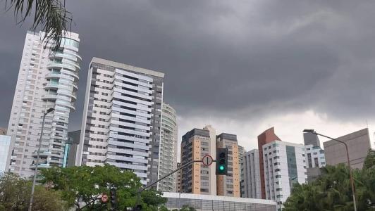 BH e outras 515 cidades de Minas podem ser atingidas por tempestade