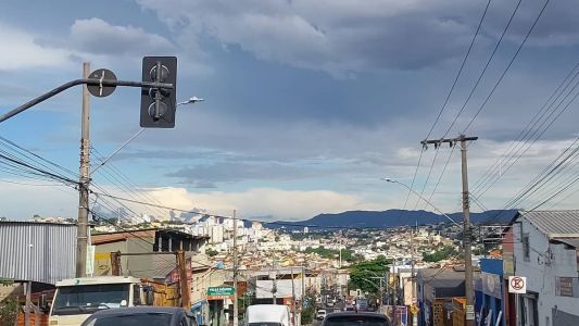 BH tem alerta de granizo e temporal para a manhã deste sábado (16)