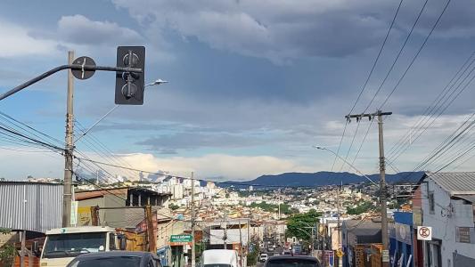 BH tem alerta de granizo e temporal para a manhã deste sábado (16)