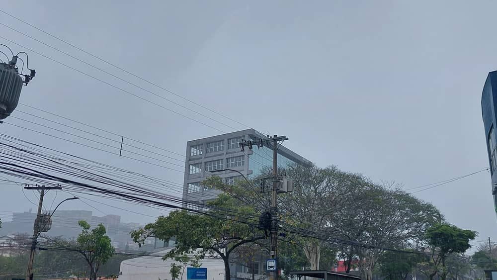 Regiões Centro-Sul e Oeste de BH registram os maiores volumes de chuva em 12horas