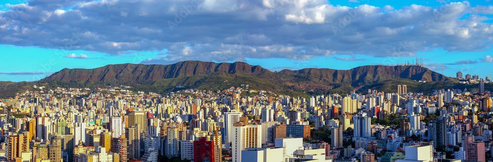Comprar casa em BH pode exigir salário de até R$ 195 mil mensais