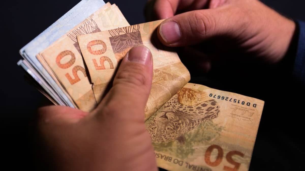 Bolsa Família: Beneficiários com NIS final 3 recebem pagamento nesta quarta (20)