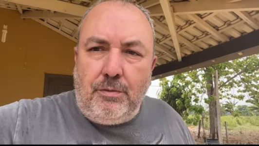 O prefeito justificou que a proibição busca respeitar os cristãos, já que o estado é laico