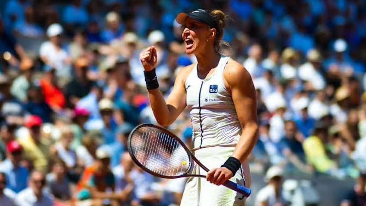 Bia Haddad venceu único jogo contra Iga Swiatek, adversária em Roland Garros