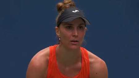 Bia Haddad suou, mas bateu a americana Sloane Stephens