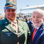 Lula condecora medalhistas olímpicos em cerimônia do Exército pelo Dia do Soldado