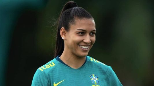 Bia Zaneratto comemora quarta convocação para Copa do Mundo