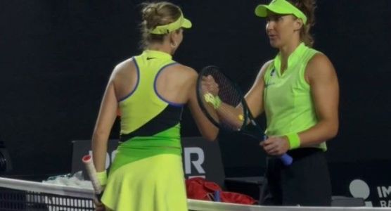 Katie Boulter e Beatriz Haddad Maia se cumprimentam após jogo do WTA 500 de Mérida 2026