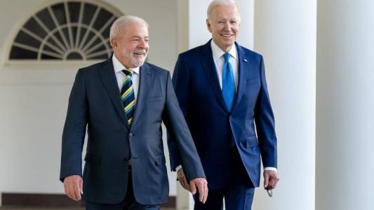 Biden e Lula falaram sobre Venezuela e Haiti durante conversa, diz Casa Branca.