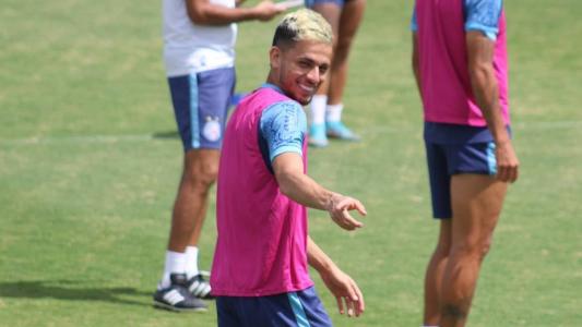 Biel volta a ficar como opção no Bahia