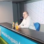 Sem Suárez e Cavani, Bielsa anuncia convocação do Uruguai