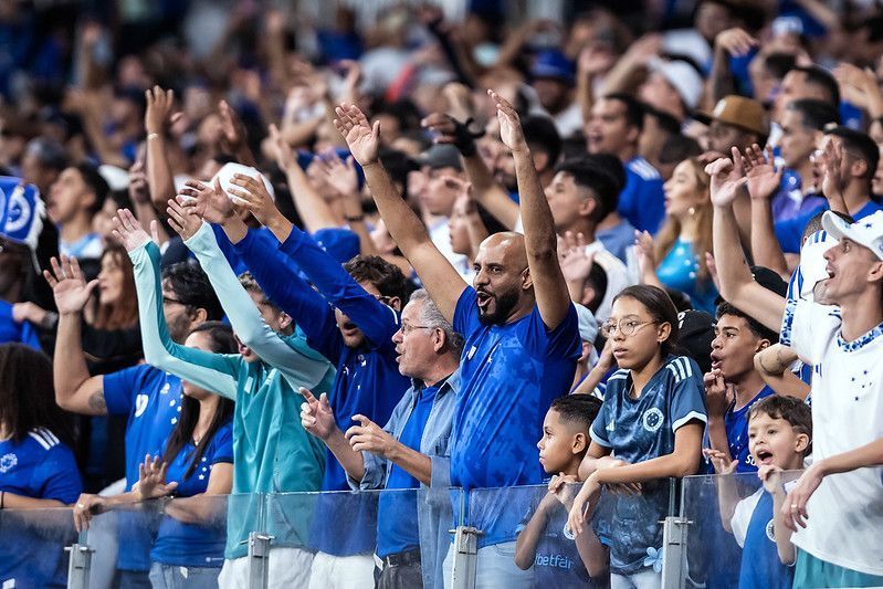 Cruzeiro: tudo que o torcedor precisa saber sobre biometria facial; veja vídeo