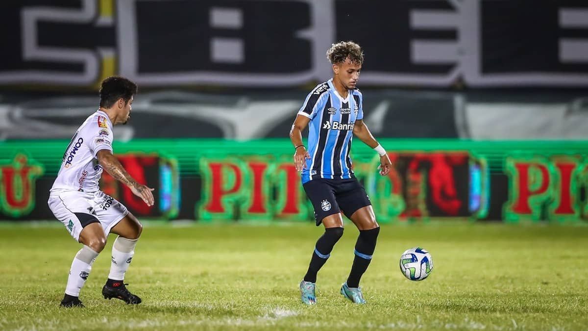 Grêmio vence ABC e encaminha classificação na Copa do Brasil