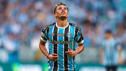 Bitello foi chamado para compor o elenco da Seleção Brasileira Pré-Olímpica