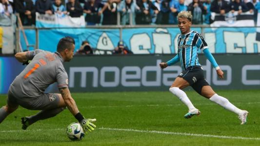 Bitello igualou o placar para o Tricolor no primeiro tempo