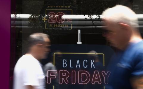Data vai movimentar o comércio faltando pouco menos de um mês para o natal