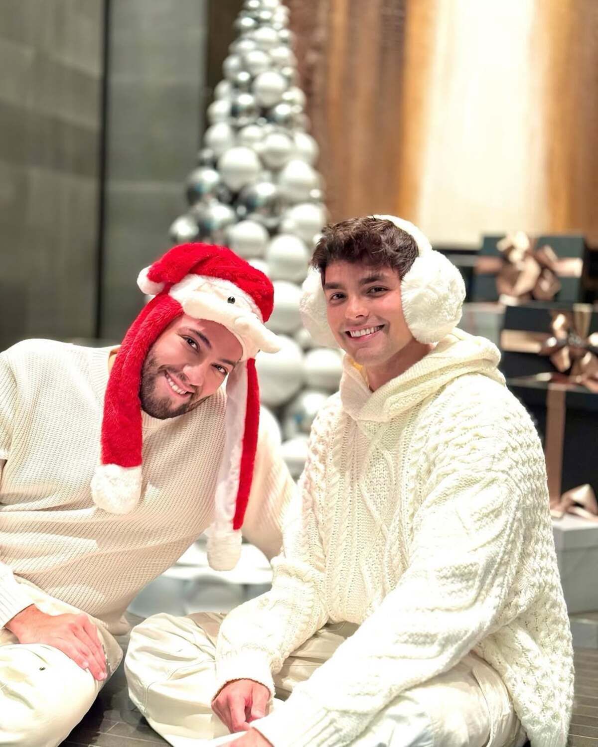Lucas Rangel e Lucas Bley anunciam gravidez do primeiro filho