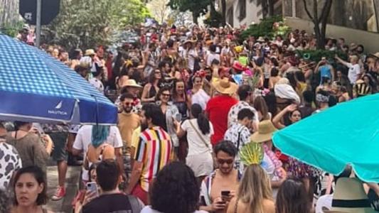 Bloco "Mama na Vaca", nesse sábado (11), no bairro Santo Antônio