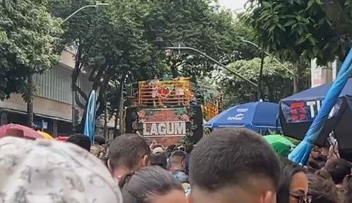 Carnaval BH 2024: estreia do bloco Lagum arrasta multidão na Savassi; veja o vídeo