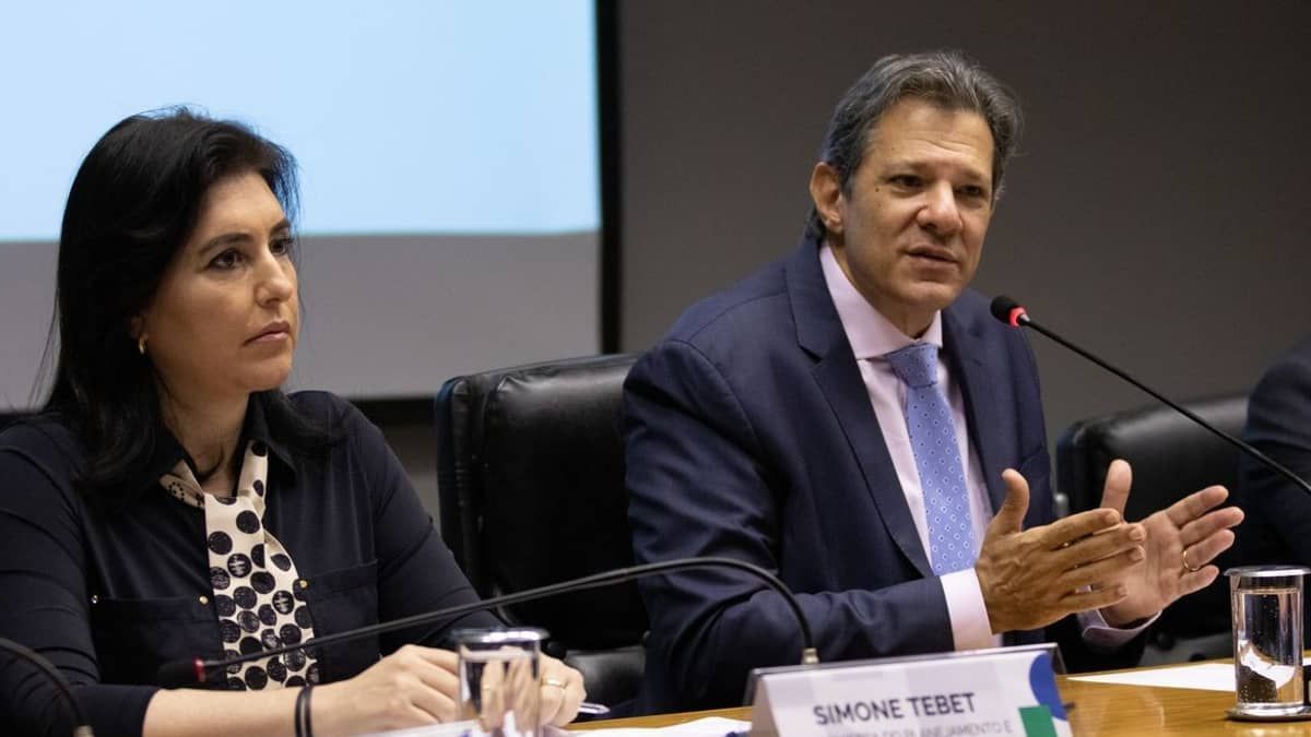 Governo bloqueará R$ 600 milhões no orçamento, e ministérios afetados serão revelados no fim do mês