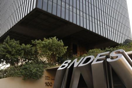PF aponta desvio de R$ 23 milhões em recursos do Fundo Clima no RS | CNN Brasil