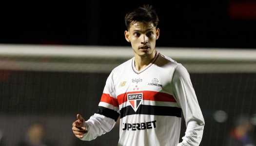 Damián Bobadilla em ação pelo São Paulo contra o Vasco da Gama em 12 de junho de 2025