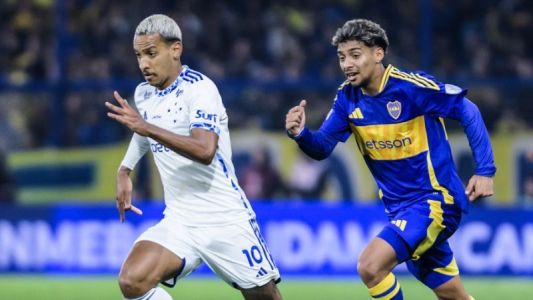 Cruzeiro visitou o Boca Juniors em 2024 • Montagem sobre fotos de Boca Juniors/Divulgação e Gustavo Aleixo/Cruzeiro