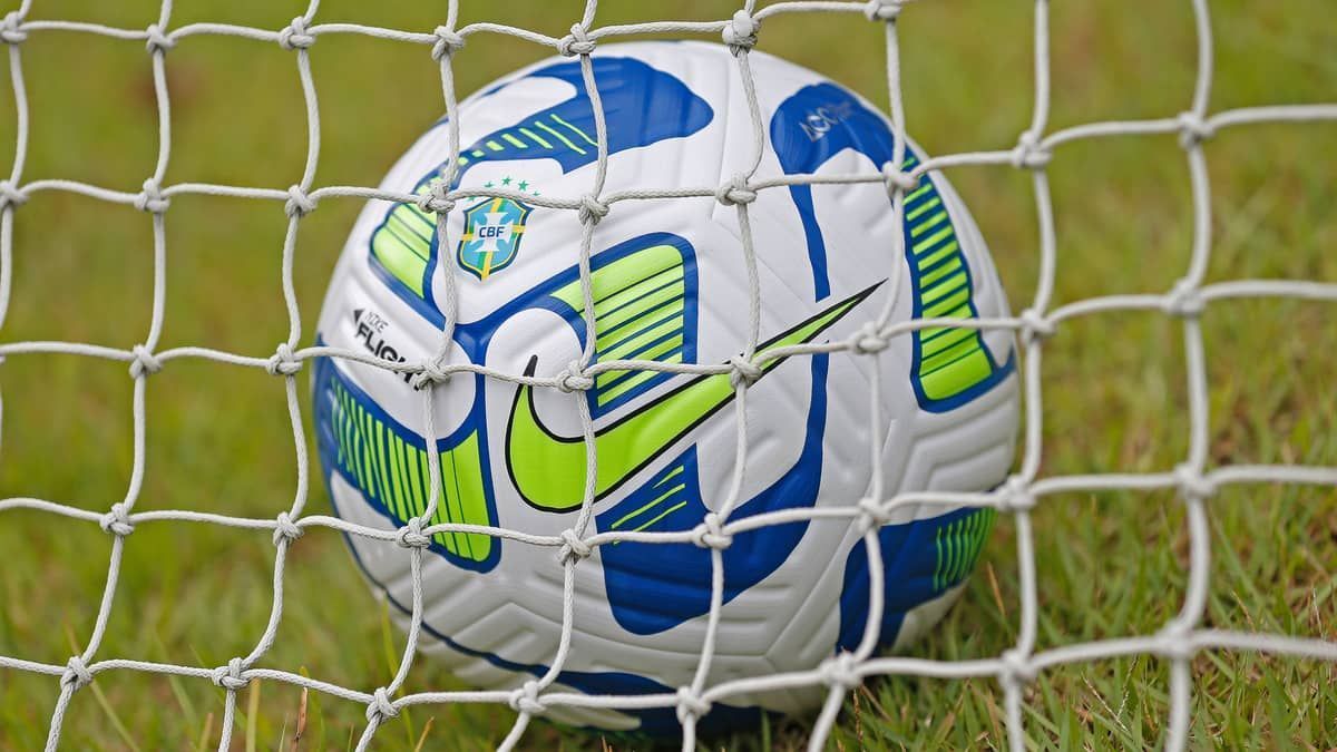 Ex-atacante do Atlético detalha preparação para jogos às 11h