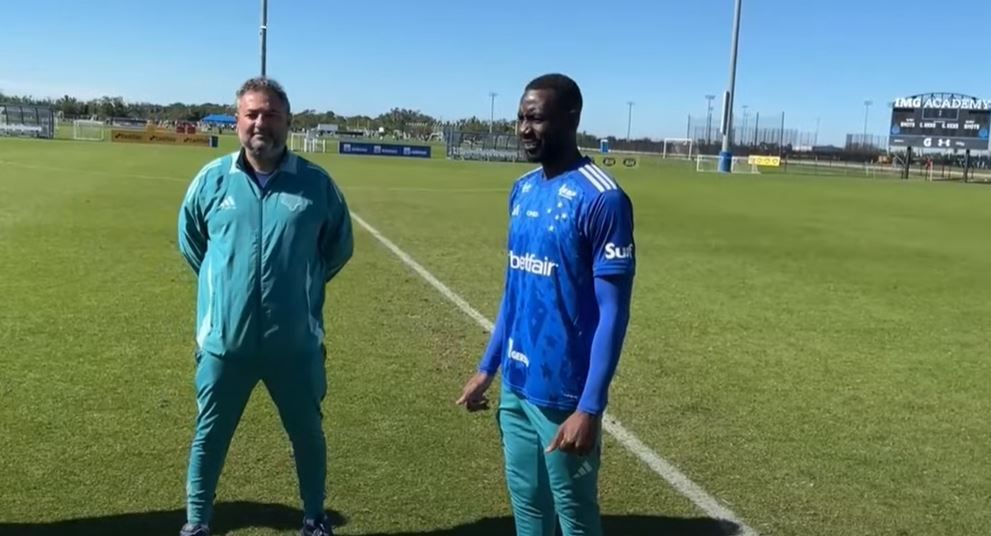 Cruzeiro apresenta Bolasie, Marquinhos e Fabrício Bruno e define numerações