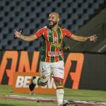 Sampaio Corrêa goleia o Avaí e deixa o Z4 da Série B