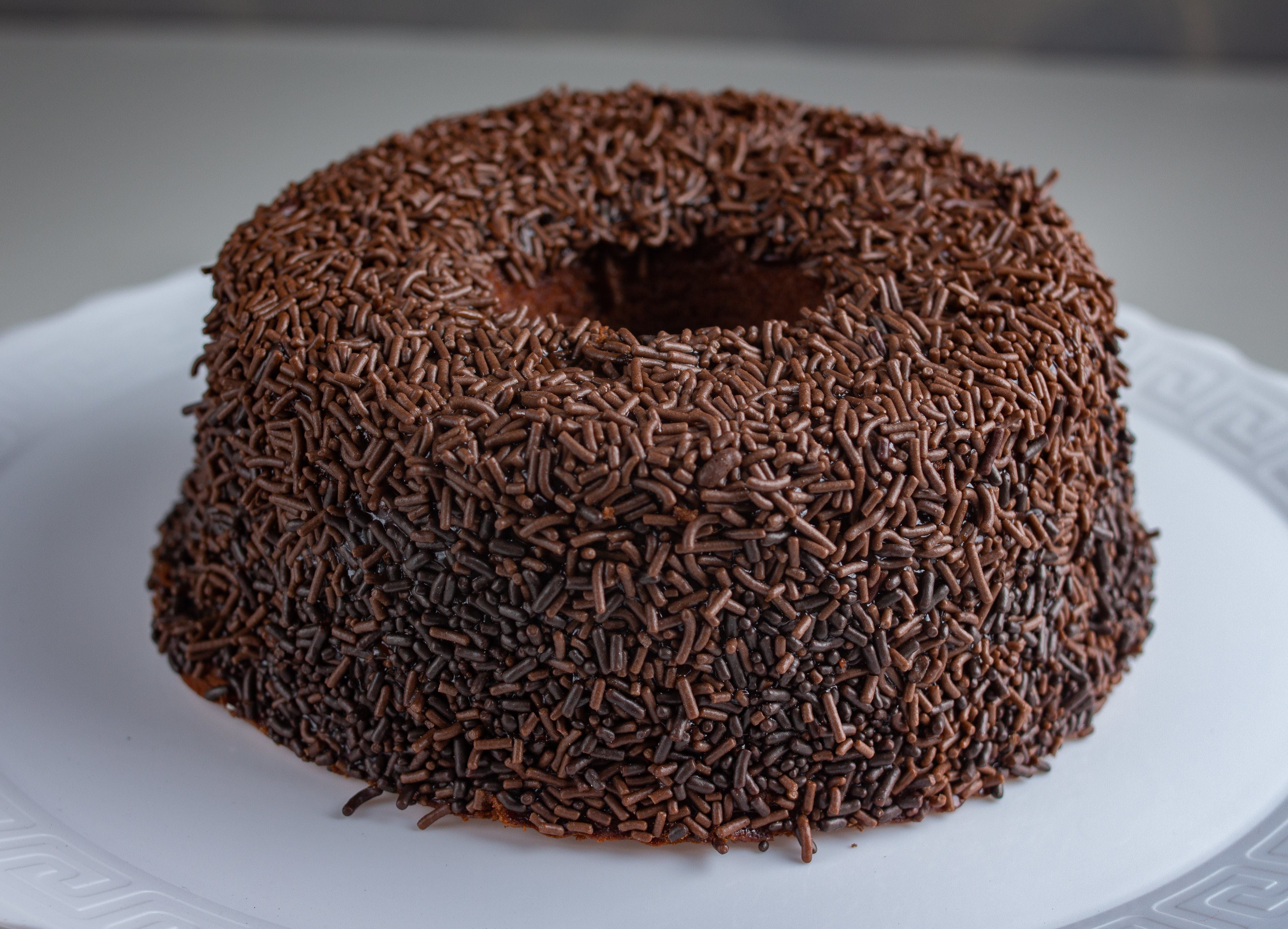 Bolo de brigadeiro representa Brasil entre 30 melhores bolos do mundo